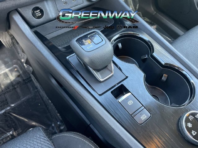 Used 2024 Nissan Rogue SV AWD/4WD image 22