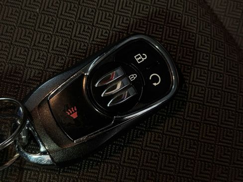 Used 2025 Buick Encore GX Preferred image 22