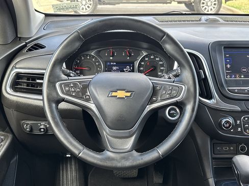 Used 2023 Chevrolet Equinox LT FWD image 18