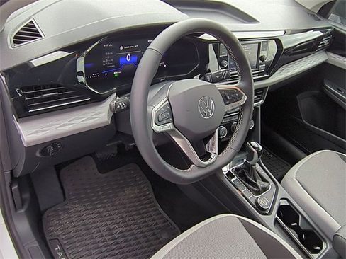 Used 2024 Volkswagen Taos S image 9