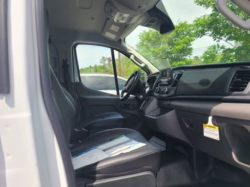 New 2025 Ford Transit 250 Low Roof image 4