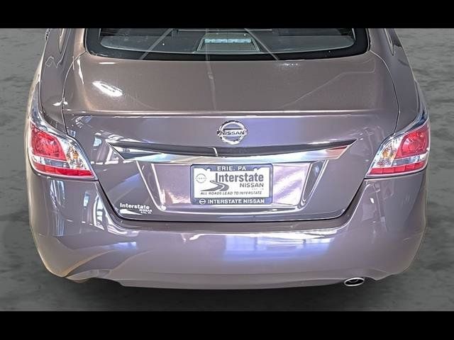 Used 2015 Nissan Altima 2.5 SV w/ Convenience Package FWD image 12