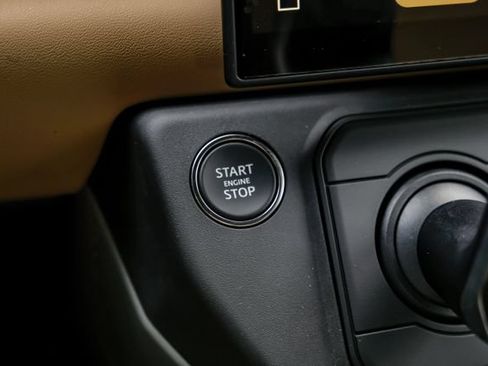 New 2026 Land Rover Defender 110 X AWD/4WD image 24
