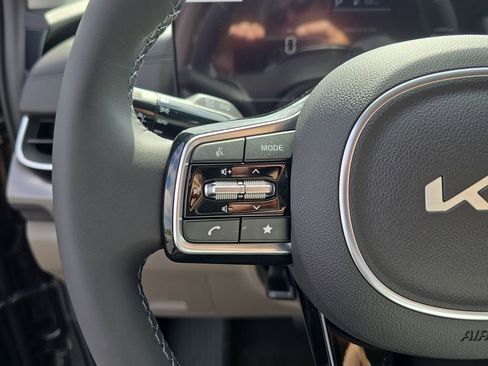 New 2026 Kia Carnival image 31