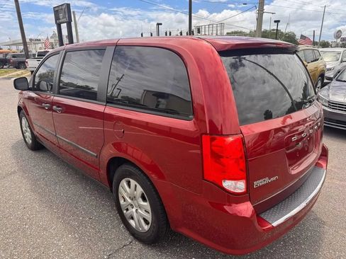 Used 2016 Dodge Grand Caravan American Value Package FWD image 9