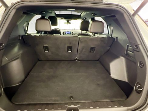 Used 2024 Chevrolet Equinox RS w/ RS Leather Package image 34