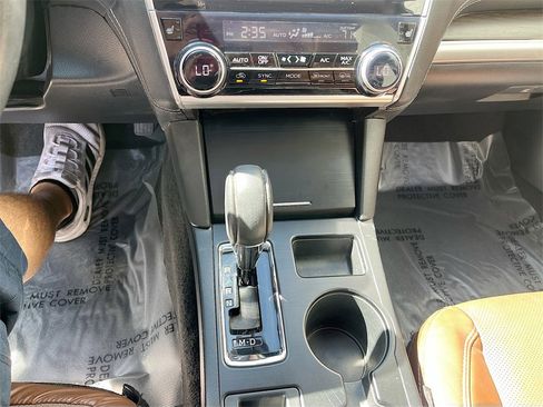 Used 2019 Subaru Outback 3.6R Touring w/ Popular Package #3A image 17