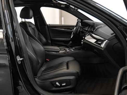 Used 2018 BMW 540i RWD image 32