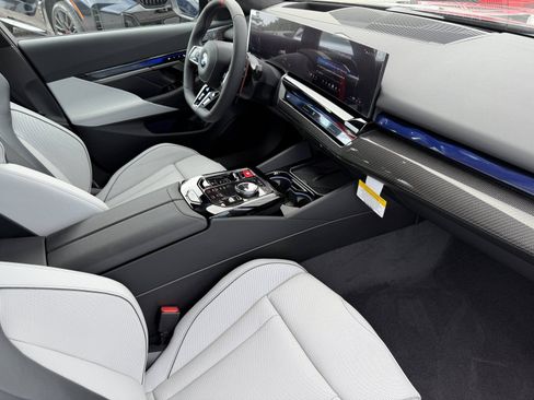 New 2027 BMW M5 Touring AWD/4WD image 14