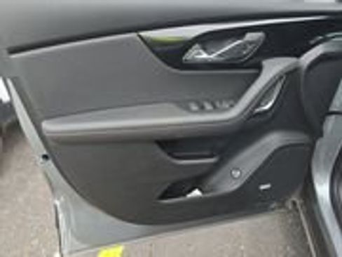 Used 2025 Chevrolet Blazer RS image 13