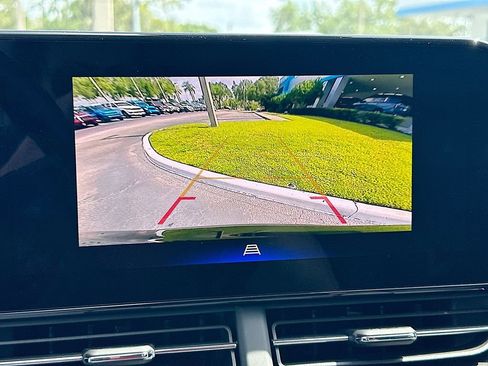 Certified 2026 Chevrolet Trax ACTIV w/ Sunroof Package FWD image 13