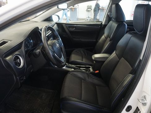 Used 2017 Toyota Corolla SE image 15