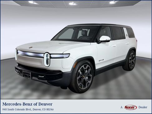 Used 2025 Rivian R1S Adventure AWD/4WD image 1