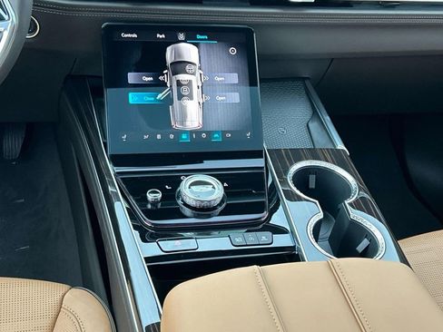 New 2026 Cadillac Escalade Luxury w/ Touring Package image 17