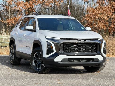 New 2026 Chevrolet Equinox ACTIV image 11