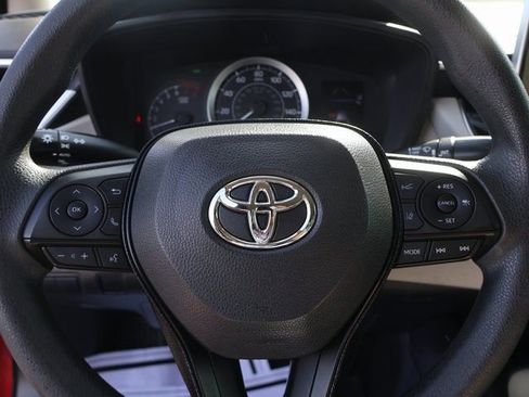 Used 2020 Toyota Corolla LE w/ LE Convenience Package image 23