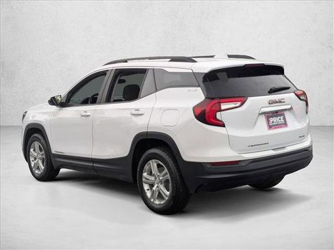 Used 2022 GMC Terrain SLE w/ Driver Convenience Package AWD/4WD image 7