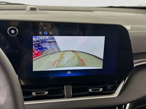 New 2026 Chevrolet Equinox LT w/ Convenience Package II image 14