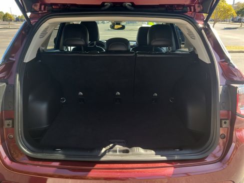 Used 2022 Jeep Compass Latitude image 11