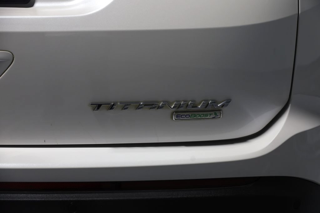 Used 2018 Ford Edge Titanium w/ Technology Package FWD image 35