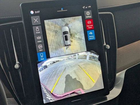 New 2026 Volvo XC90 T8 Plus image 13