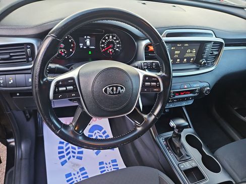 Used 2020 Kia Sorento LX w/ LX I4 Convenience Package AWD/4WD image 13