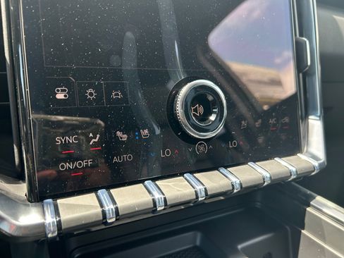 New 2026 GMC Acadia AT4 w/ LPO, Floor Liner Package image 18