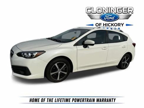 Used 2022 Subaru Impreza 2.0i Premium AWD/4WD image 1