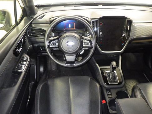 Used 2025 Subaru Forester Touring w/ Protection Package (1PH) AWD/4WD image 9