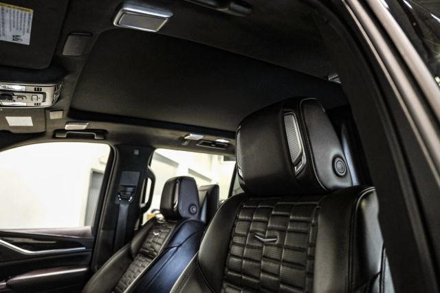 Used 2022 Cadillac Escalade Premium Luxury Platinum AWD/4WD image 6