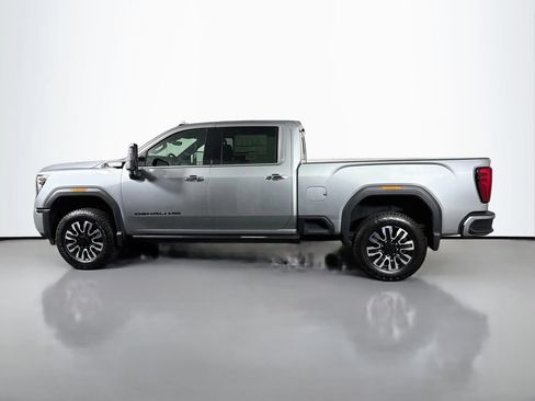 New 2026 GMC Sierra 2500 Denali Ultimate w/ LPO, Black Badging Package AWD/4WD image 4