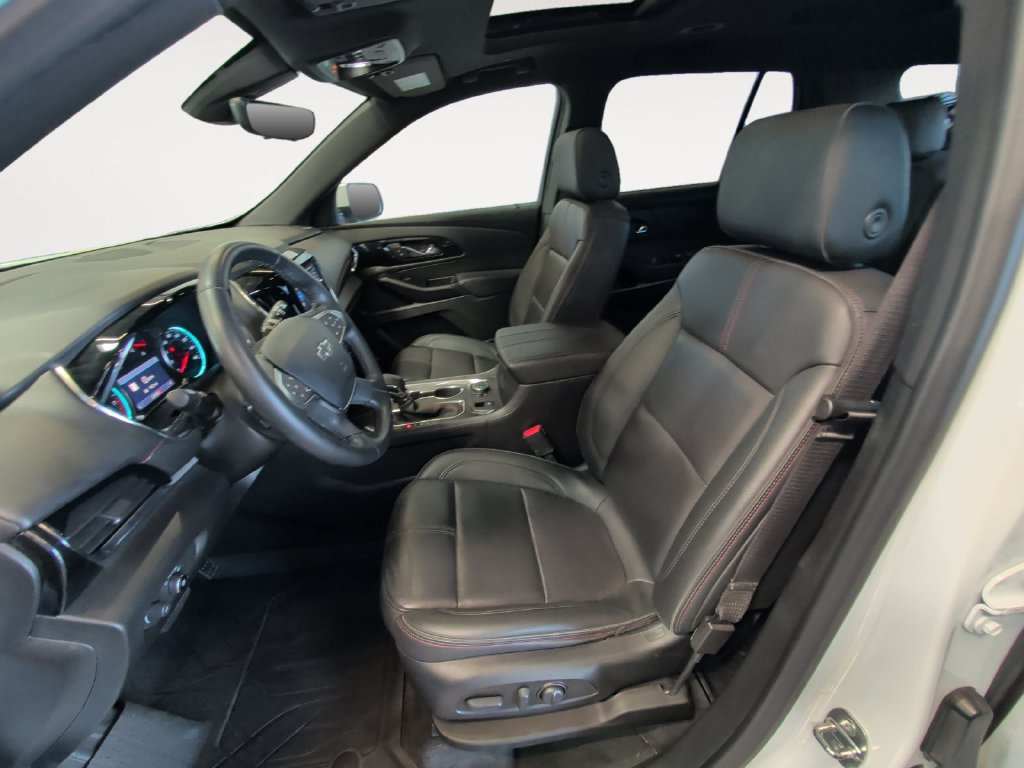 Certified 2023 Chevrolet Traverse RS w/ LPO, Floor Liner Package AWD/4WD image 11