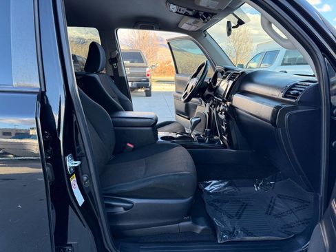 Used 2019 Toyota 4Runner TRD Off Road 4x4 4dr SUV image 24