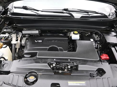 Used 2019 Nissan Pathfinder S FWD image 20