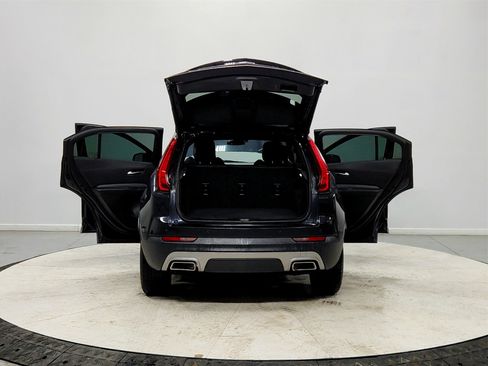 Used 2023 Cadillac XT4 Premium Luxury image 14