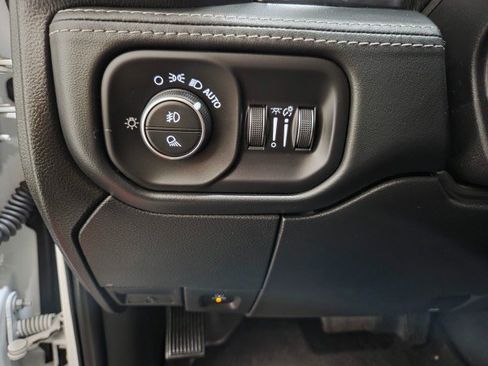 Used 2022 RAM 3500 Limited w/ Night Edition AWD/4WD image 44