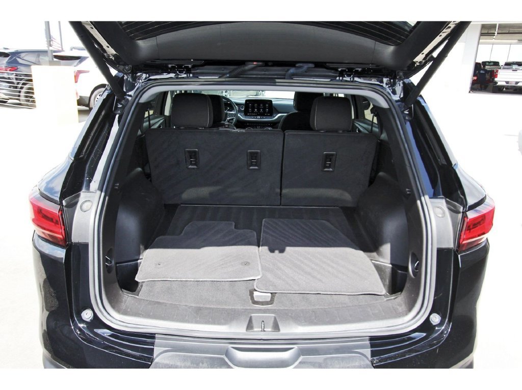 Used 2024 Chevrolet Blazer LT w/ Convenience Package FWD image 28