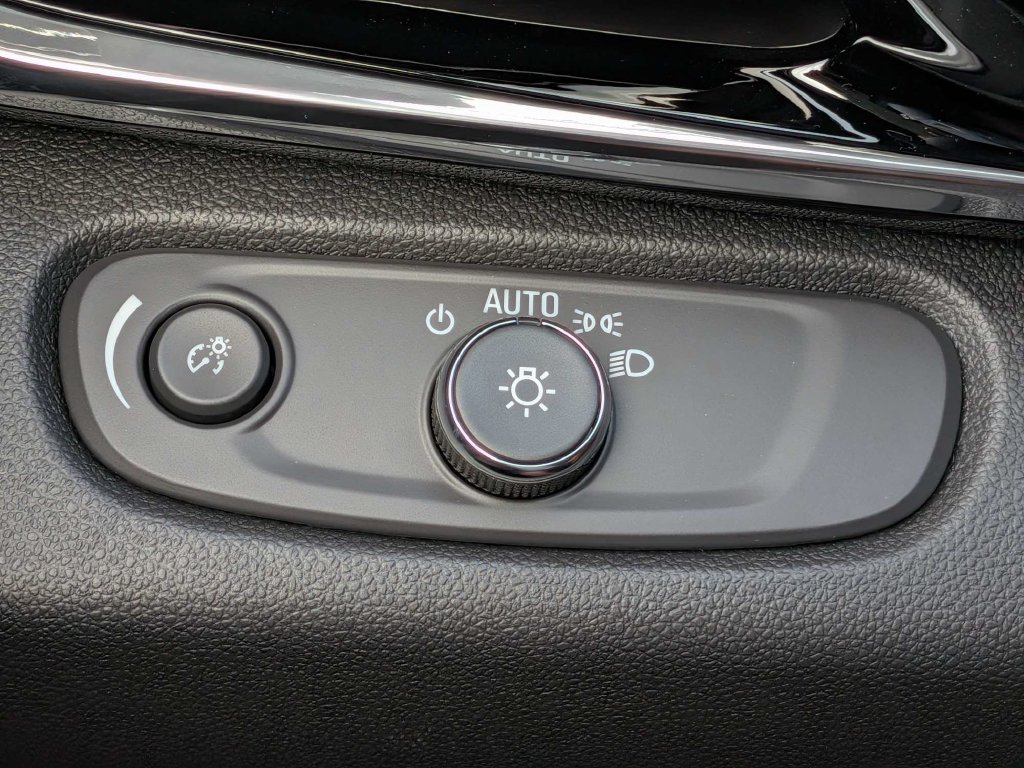 New 2026 Buick Envista Avenir FWD image 25