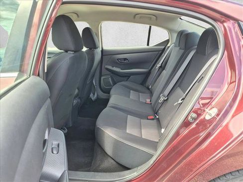 Used 2024 Nissan Sentra SV FWD image 19