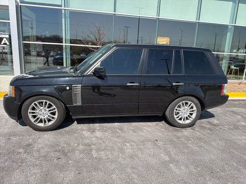 Used 2011 Land Rover Range Rover HSE image 19