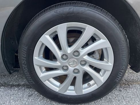 Used 2012 MAZDA MAZDA3 i Touring image 13