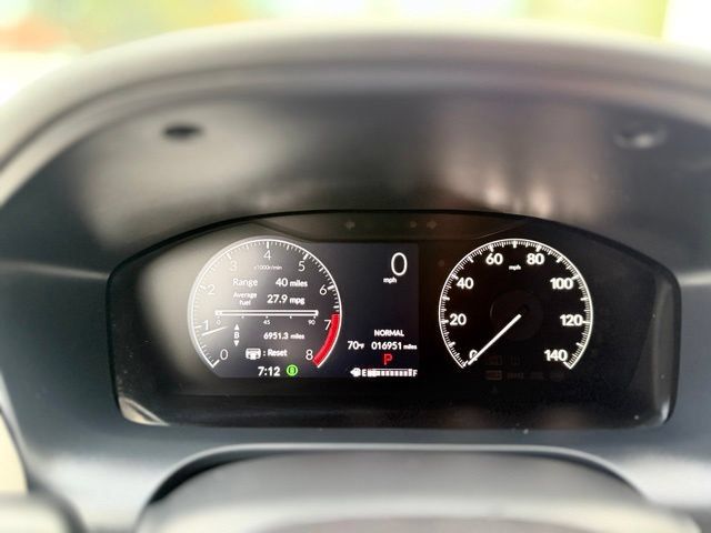 Used 2024 Honda HR-V LX image 14