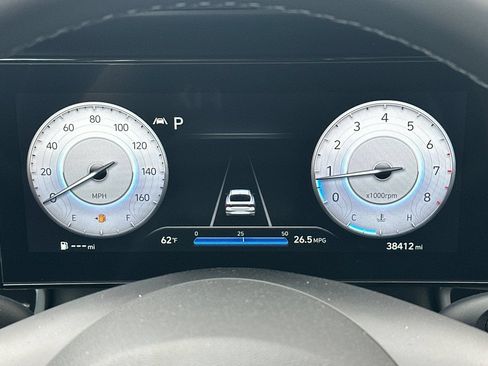 Used 2023 Hyundai Elantra Limited FWD image 29