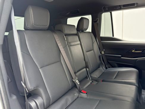 Used 2024 Lexus GX 550 w/ Cold Area Package AWD/4WD image 42