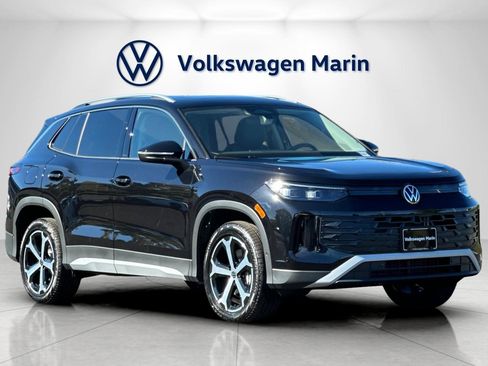 New 2026 Volkswagen Tiguan SE image 7