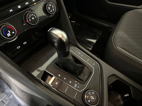 Used 2021 Volkswagen Tiguan S image 25