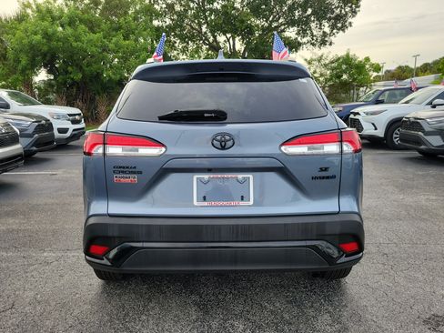 Used 2024 Toyota Corolla Cross AWD Hybrid image 10