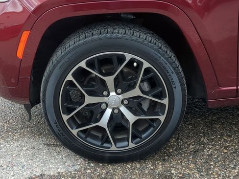 Certified 2022 Jeep Grand Cherokee Summit image 14