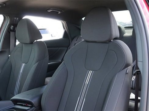 New 2026 Hyundai Elantra Sport image 10