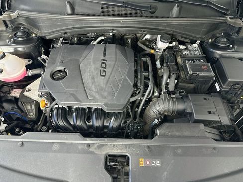 Used 2025 Kia Sportage EX w/ Premium Package FWD image 32